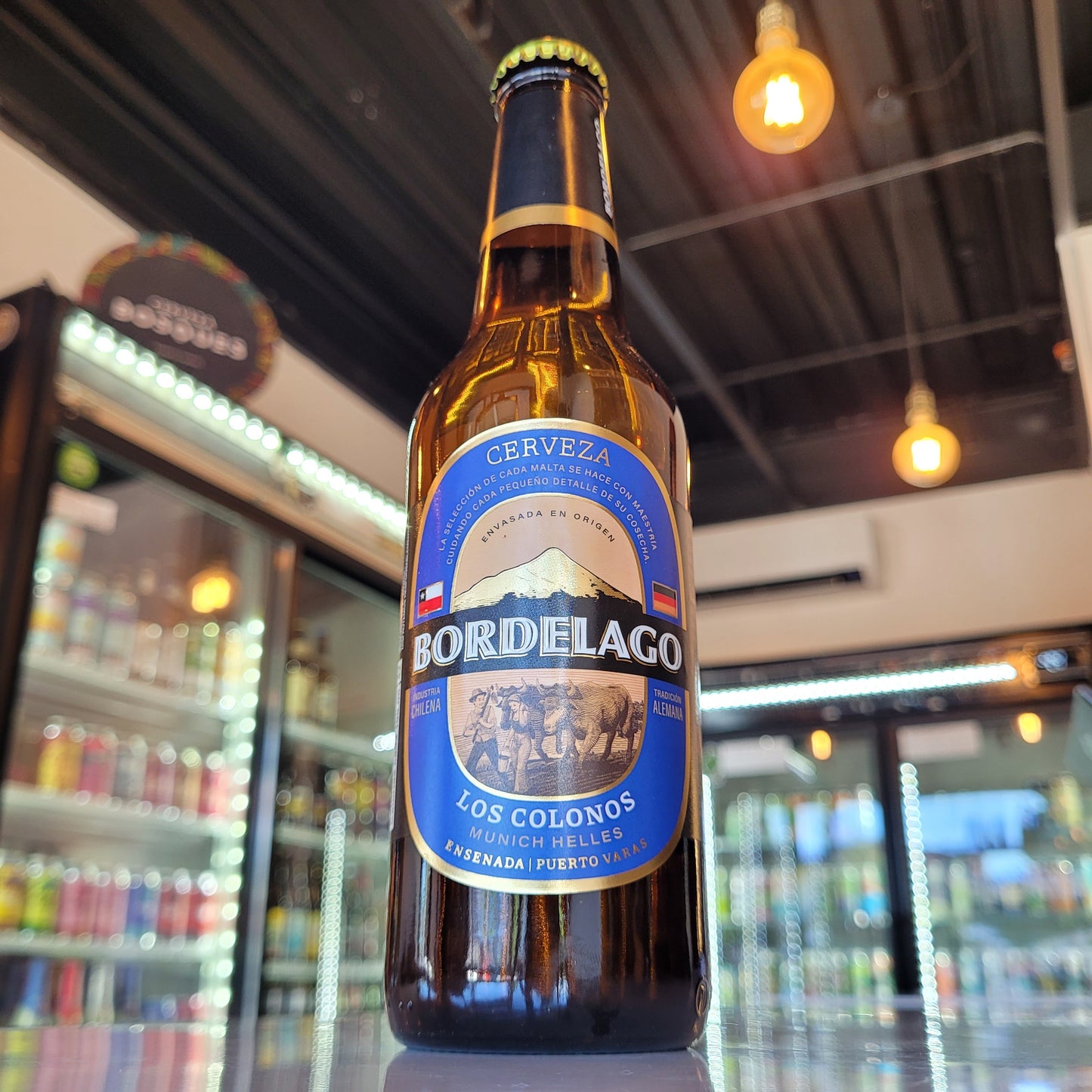 Foto de Bordelago Los Colonos Munich Helles 330ml - Cerveza Artesanal en Puerto Cervecero, Puerto Varas