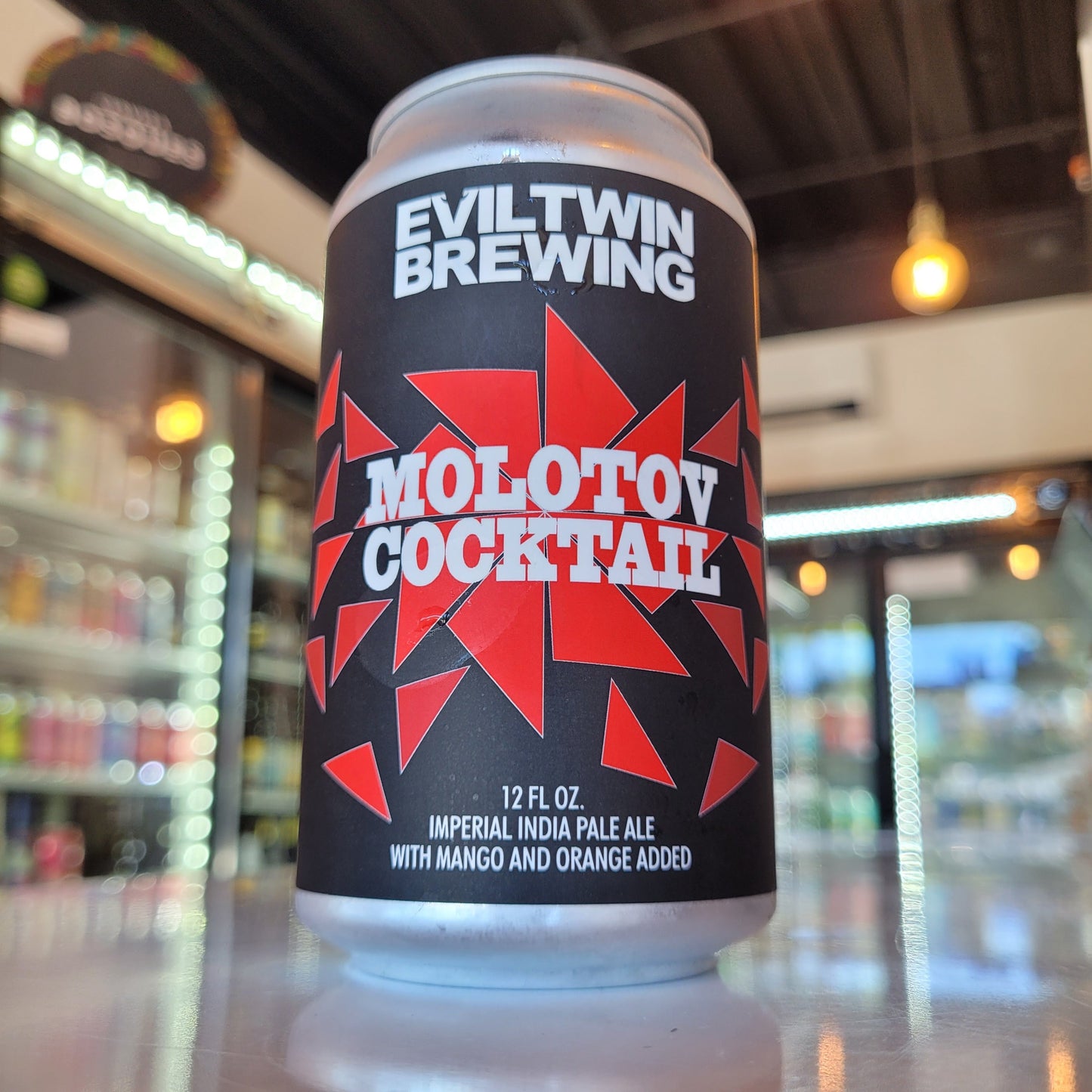 Foto de Evil Twin Brewing Molotov Cocktail Imperial IPA 355ml - Cerveza Artesanal en Puerto Cervecero, Puerto Varas