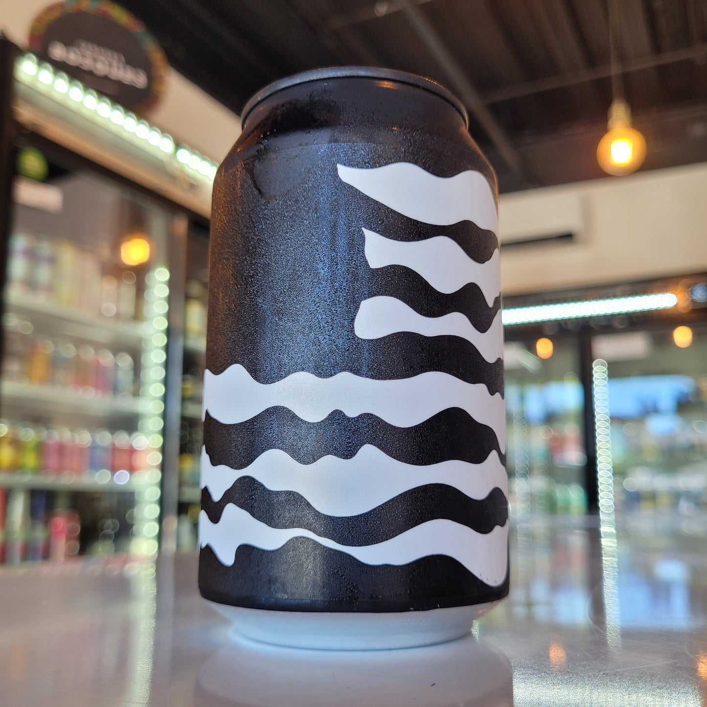 Foto de Omnipollo Nebuchadnezzar Imperial IPA 330ml - Cerveza Artesanal en Puerto Cervecero, Puerto Varas