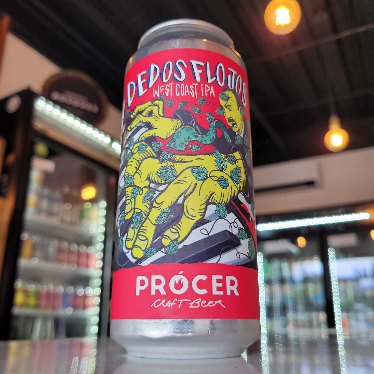 Foto de Prócer Dedos Flojos West Coast IPA 473ml - Cerveza Artesanal en Puerto Cervecero, Puerto Varas