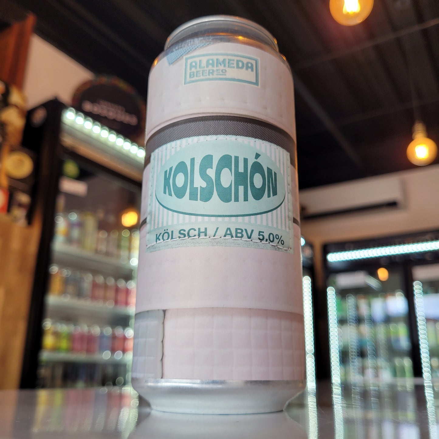 Foto de Alameda Kolschón Kölsch 473ml - Cerveza Artesanal en Puerto Cervecero, Puerto Varas