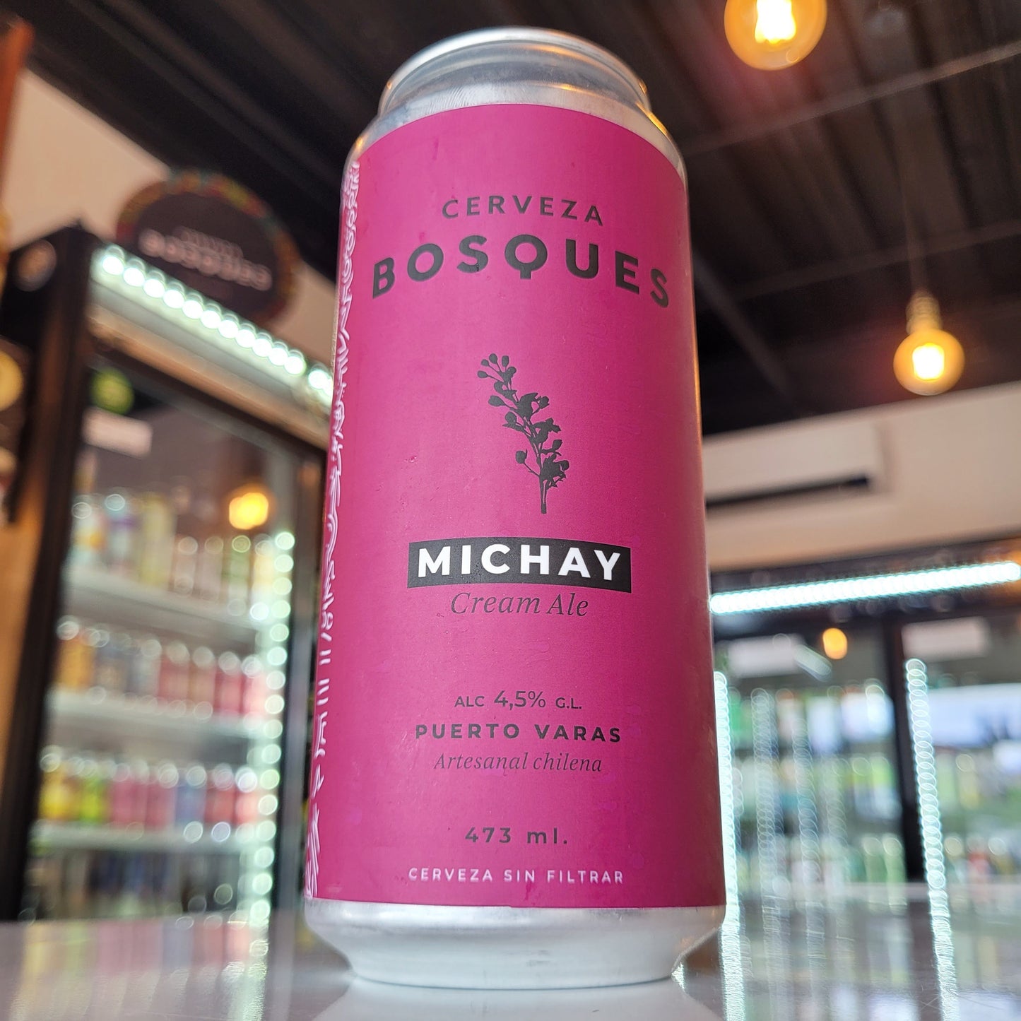 Foto de Bosques Michay Cream Ale 473ml - Cerveza Artesanal en Puerto Cervecero, Puerto Varas