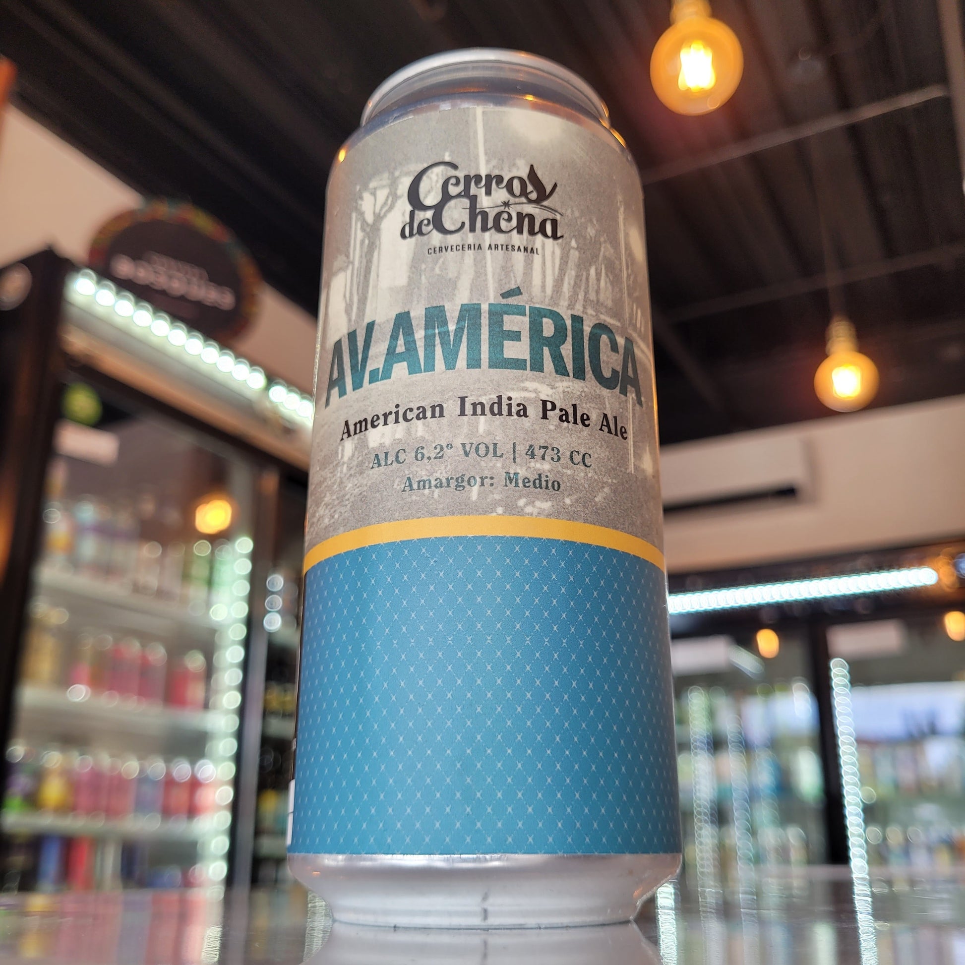 Foto de Cerros de Chena Av. América American IPA 473ml - Cerveza Artesanal en Puerto Cervecero, Puerto Varas