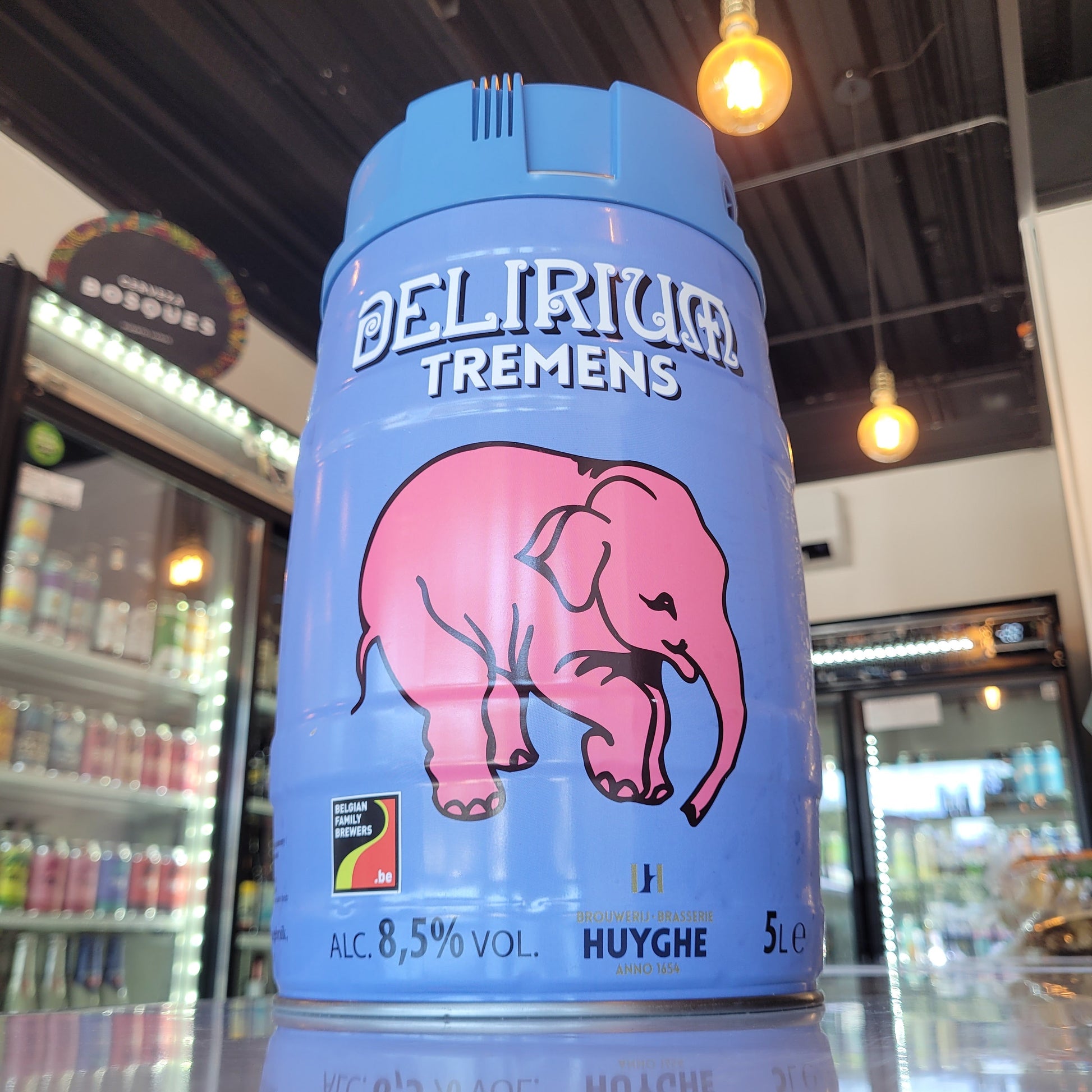 Foto de Delirium Tremens Strong Blond Beer 5lts - Cerveza Artesanal en Puerto Cervecero, Puerto Varas