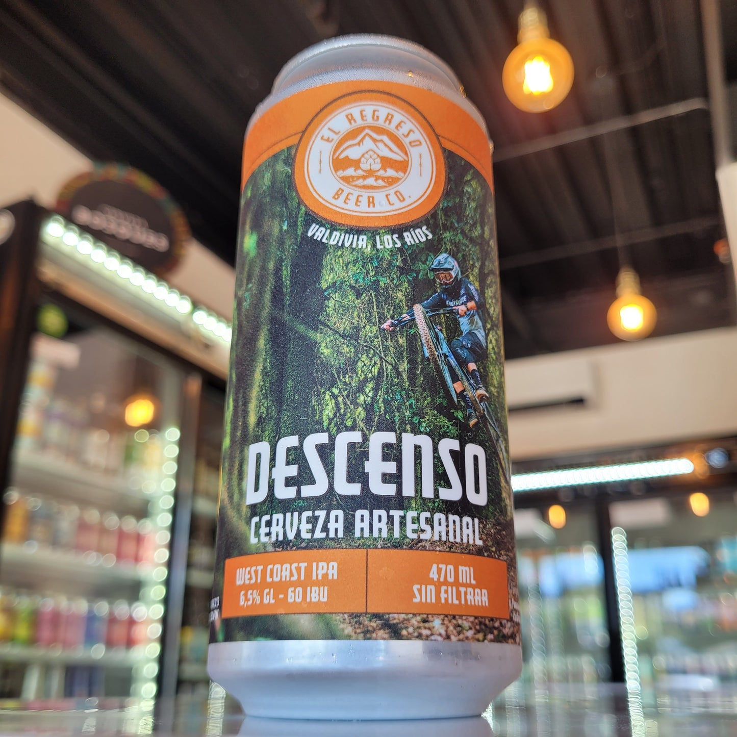 Foto de El Regreso Descenso West Coast IPA 473ml - Cerveza Artesanal en Puerto Cervecero, Puerto Varas