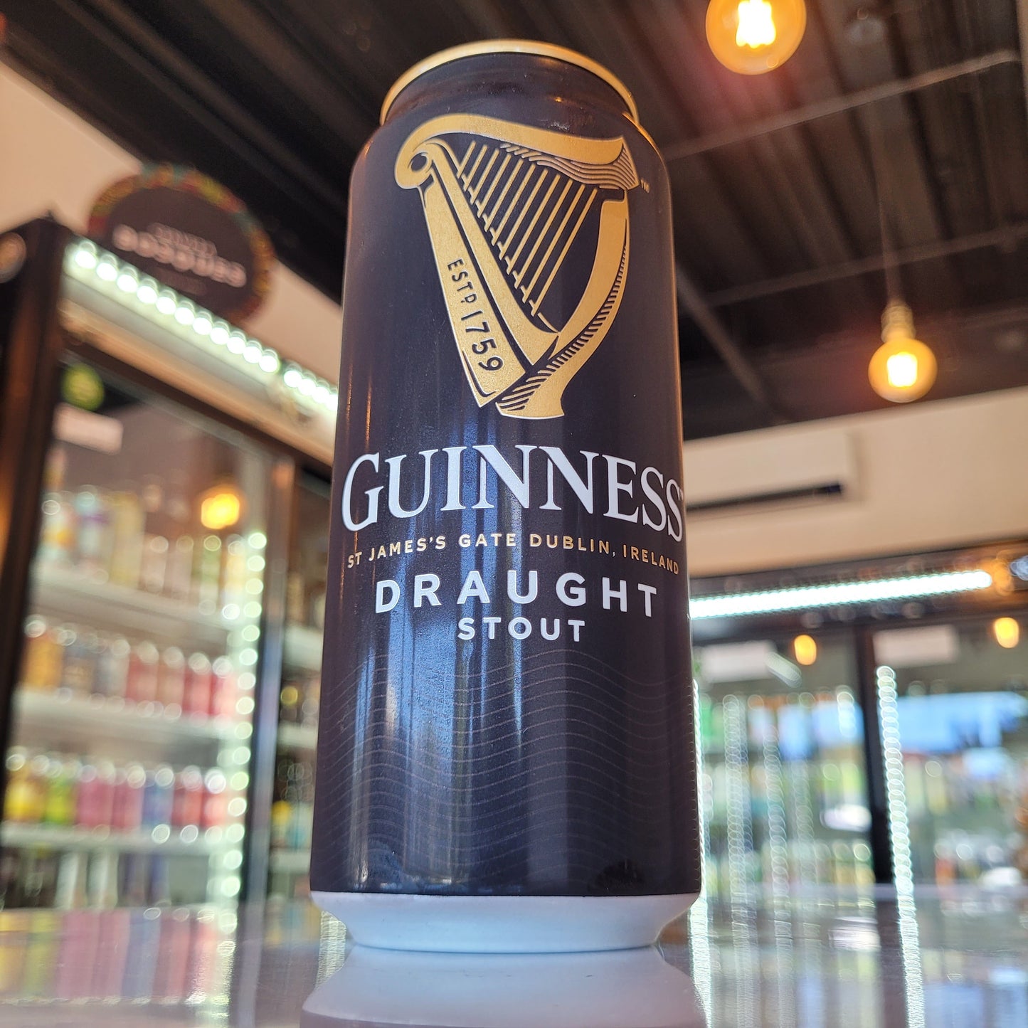 Foto de Guinness Draught Stout Irish Dry Stout 440ml - Cerveza Artesanal en Puerto Cervecero, Puerto Varas