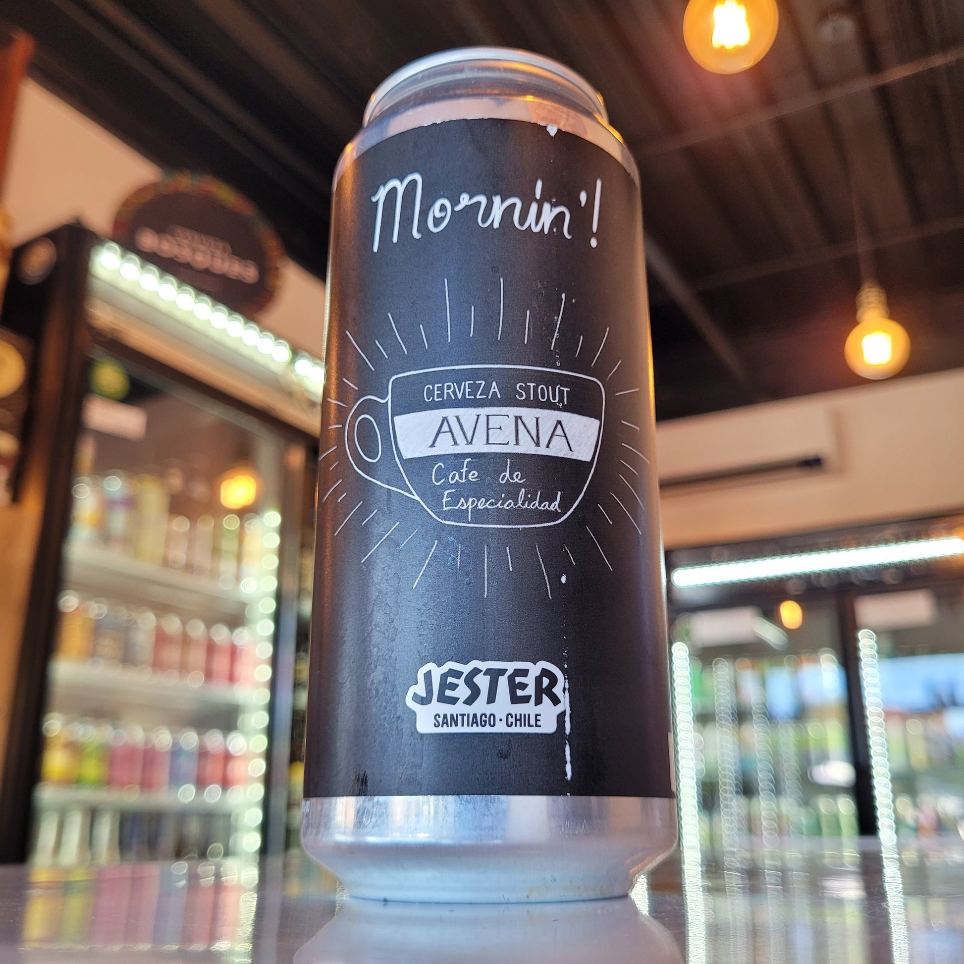 Foto de Jester Mornin' Stout de Avena 473ml - Cerveza Artesanal en Puerto Cervecero, Puerto Varas