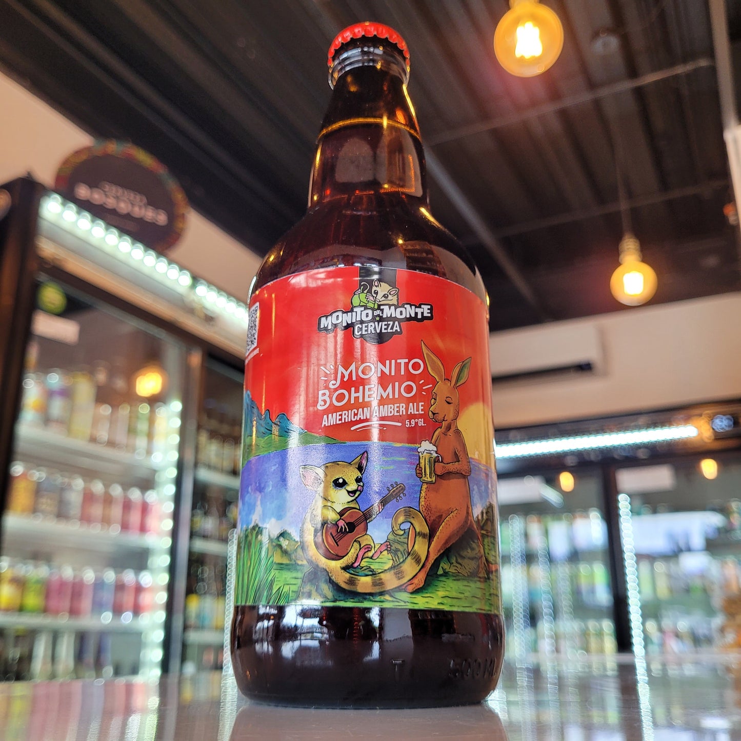 Foto de Monito del Monte Monito Bohemio American Amber Ale 500ml - Cerveza Artesanal en Puerto Cervecero, Puerto Varas