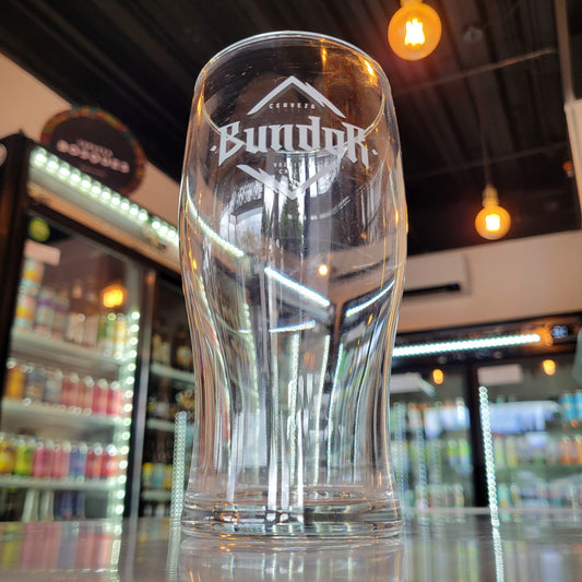 Foto de Vaso Pinta Irlandesa Bundor 600ml - Cerveza Artesanal en Puerto Cervecero, Puerto Varas